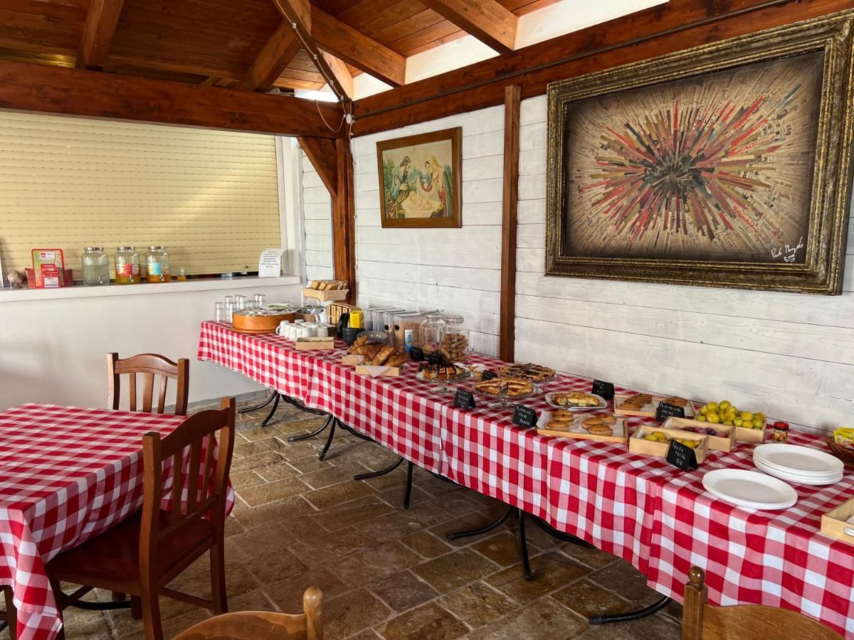 Bed and Breakfast Rifugio Delle Grotte Кастеллана-Гротте Экстерьер фото